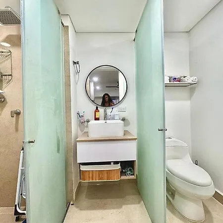 Moderno Y A Pasos Del Aeropuerto Apartamento *